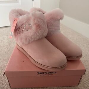 Juicy Couture Women's Pink Fur Boots